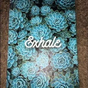 Adorable succulent canvas wall hanging!!so cute